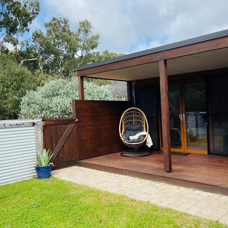 Grape Juice Retreat Rustic Romantic Gateway 5Mins To Beaches & Town Margaret River Extérieur photo