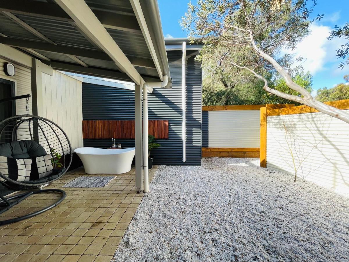 Grape Juice Retreat Rustic Romantic Gateway 5Mins To Beaches & Town Margaret River Extérieur photo
